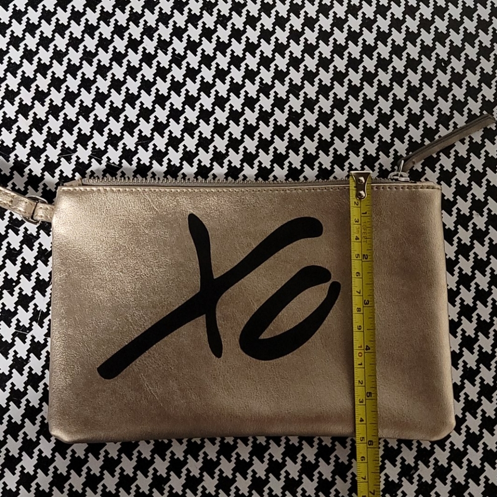 Wristlet - Picture 5 of 6